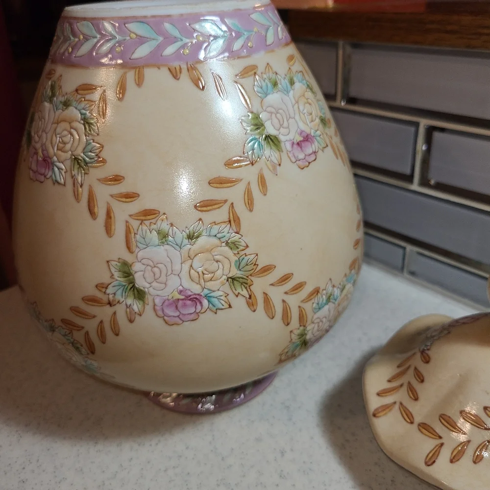 Floral Ceramic Vase with Pastel Accents With Lid